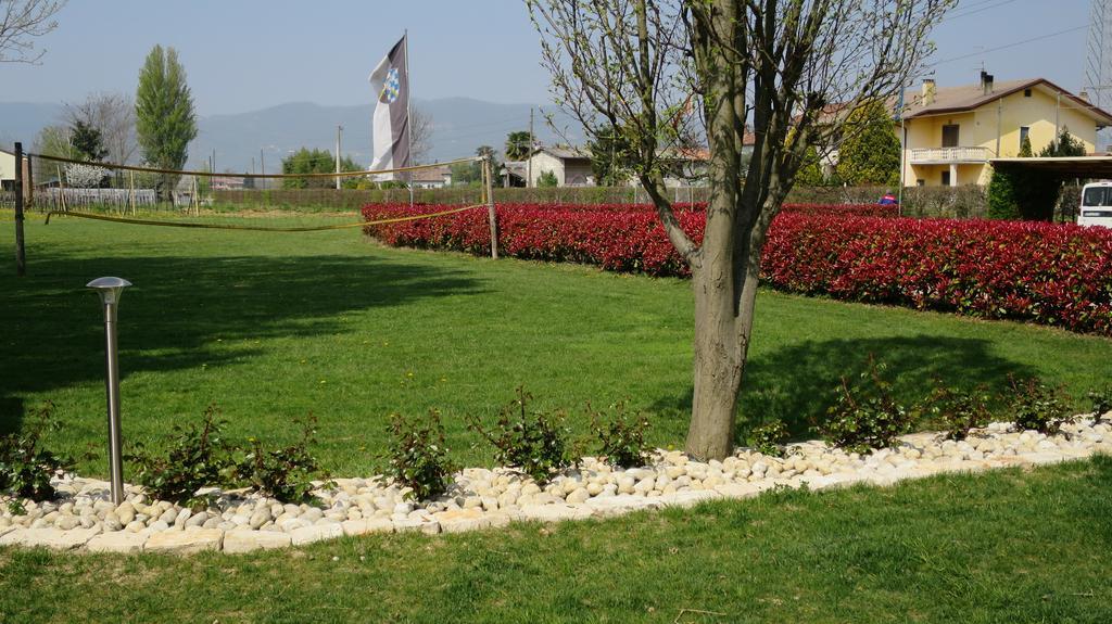 Agriturismo L'Albara - Wines, Pool & Spa Villaganzerla Exterior foto